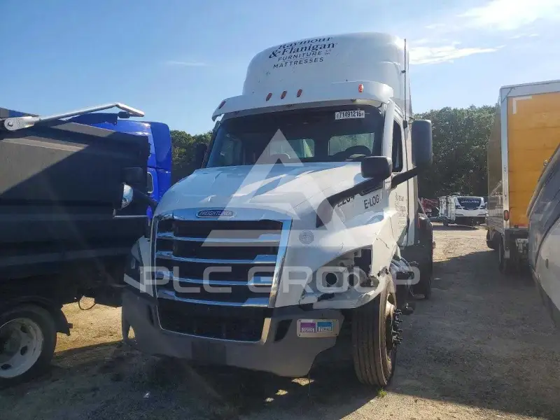 2022 Freightliner All Other фото