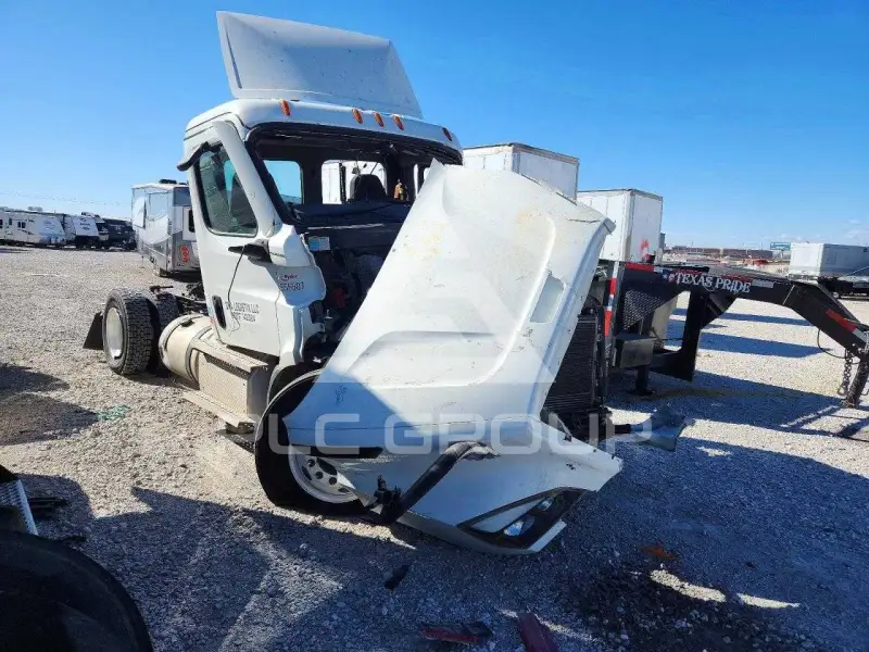 2022 Freightliner All Other фото