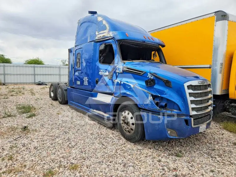 2022 Freightliner All Other фото