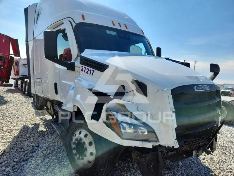 2022 Freightliner All Other фото