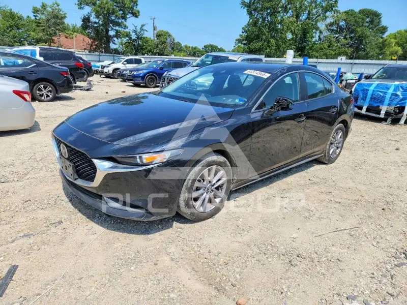 2022 Mazda 3 photo