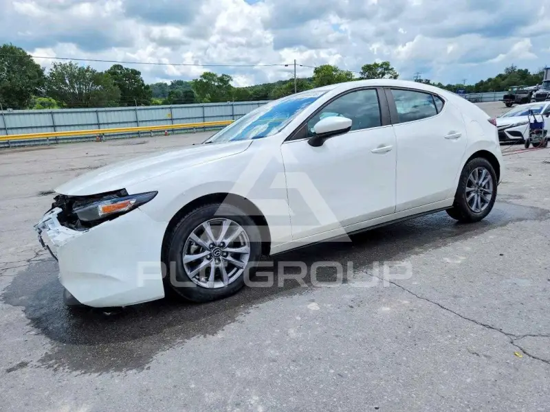 2022 Mazda 3 фото
