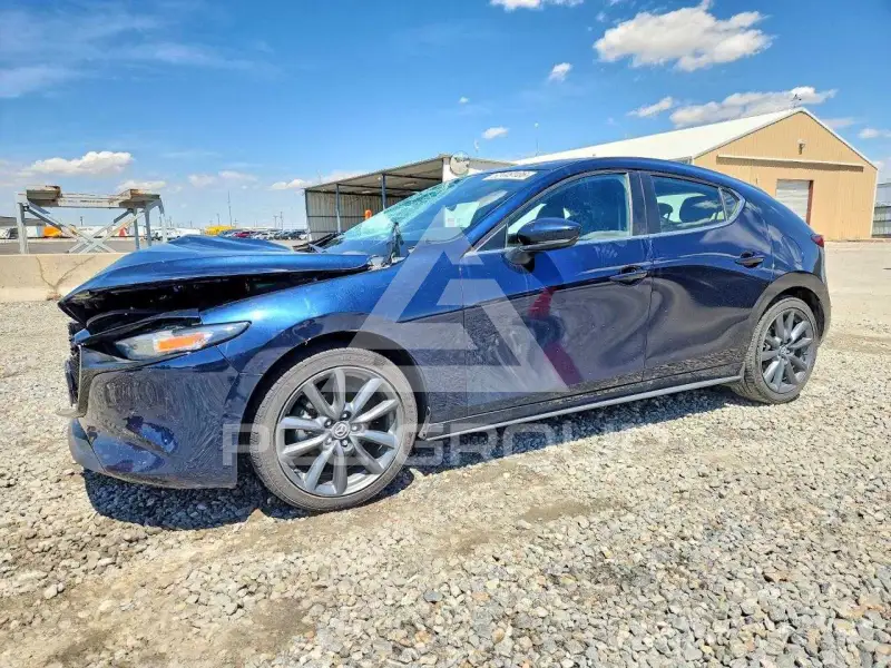 2022 Mazda 3 фото