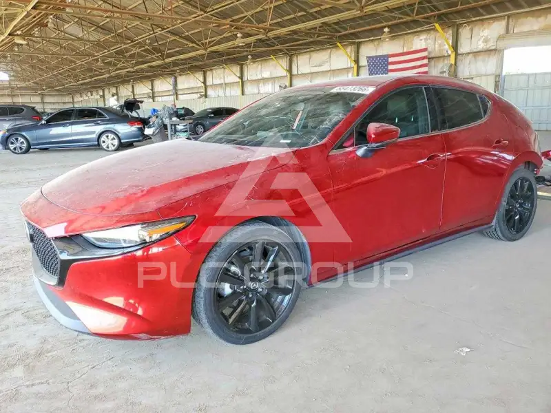 2022 Mazda 3 photo