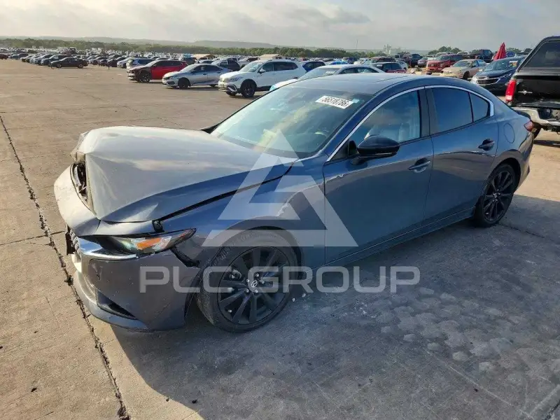 2022 Mazda 3 фото