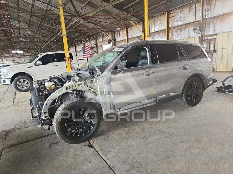2022 Lincoln AVIATOR фото