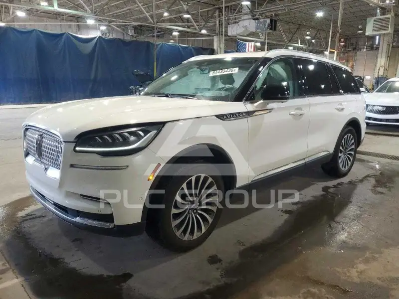 2022 Lincoln AVIATOR photo