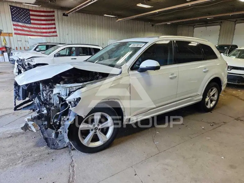 2022 Audi Q7 фото