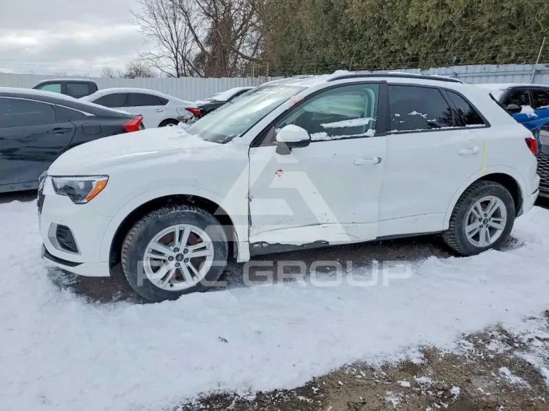 2022 Audi Q3 фото