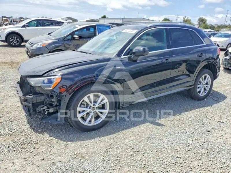 2022 Audi Q3 фото