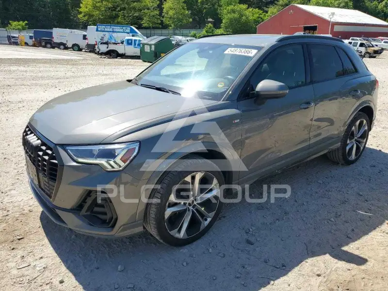 2022 Audi Q3 фото