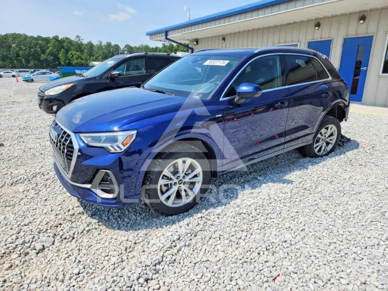 2022 Audi Q3 photo