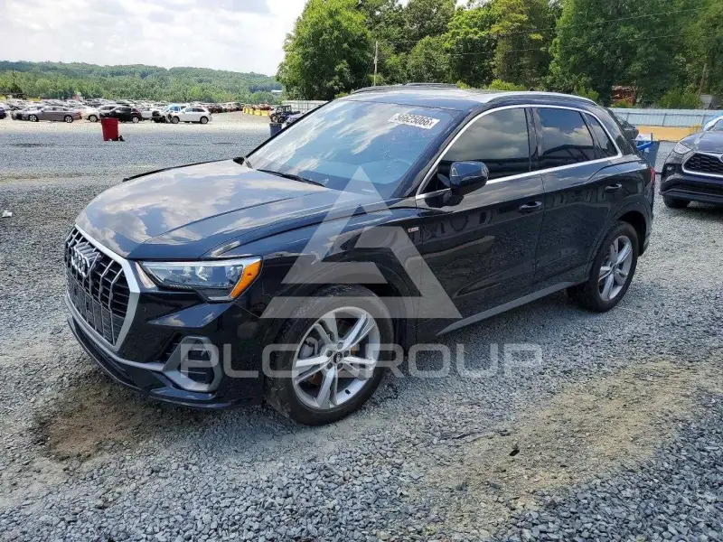 2022 Audi Q3 photo