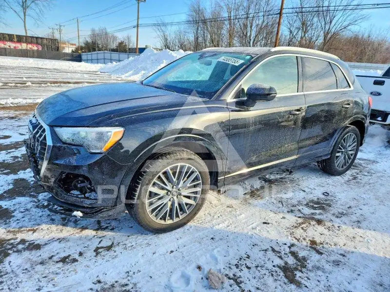 2022 Audi Q3 photo