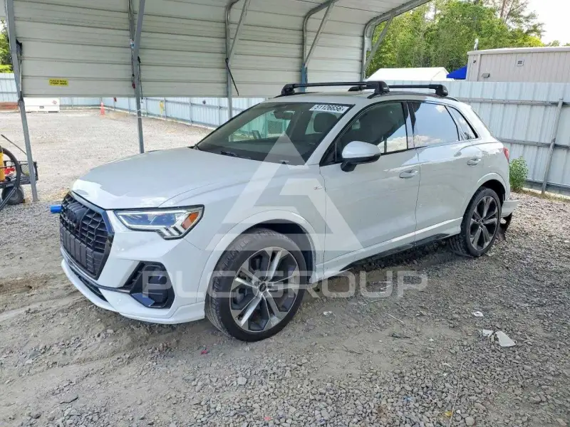 2022 Audi Q3 фото