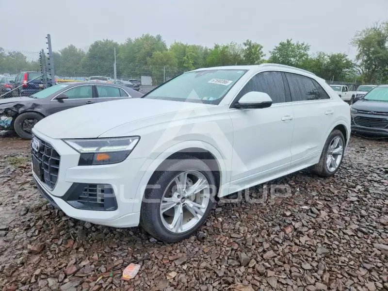 2022 Audi Q8 фото