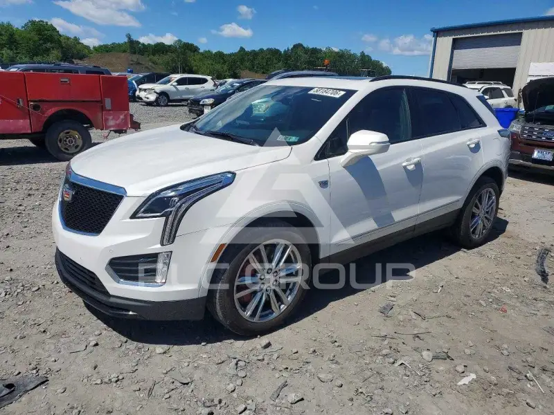2022 Cadillac XT5 фото