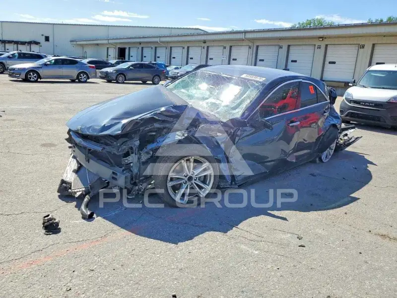 2022 Cadillac CT4 photo
