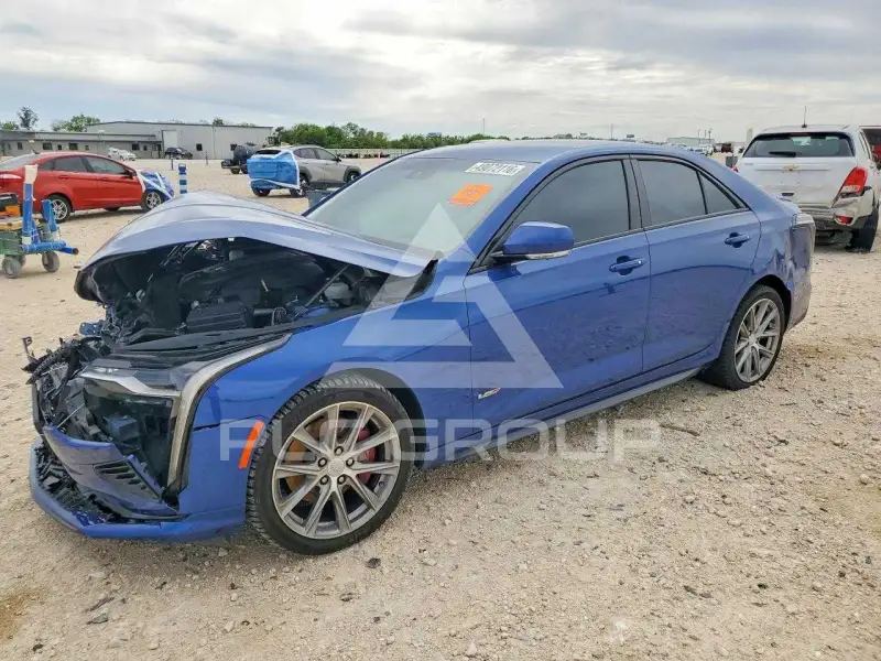 2022 Cadillac  фото