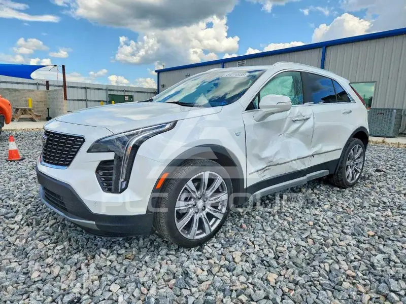 2022 Cadillac XT4 фото