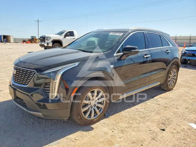 2022 Cadillac XT4 photo