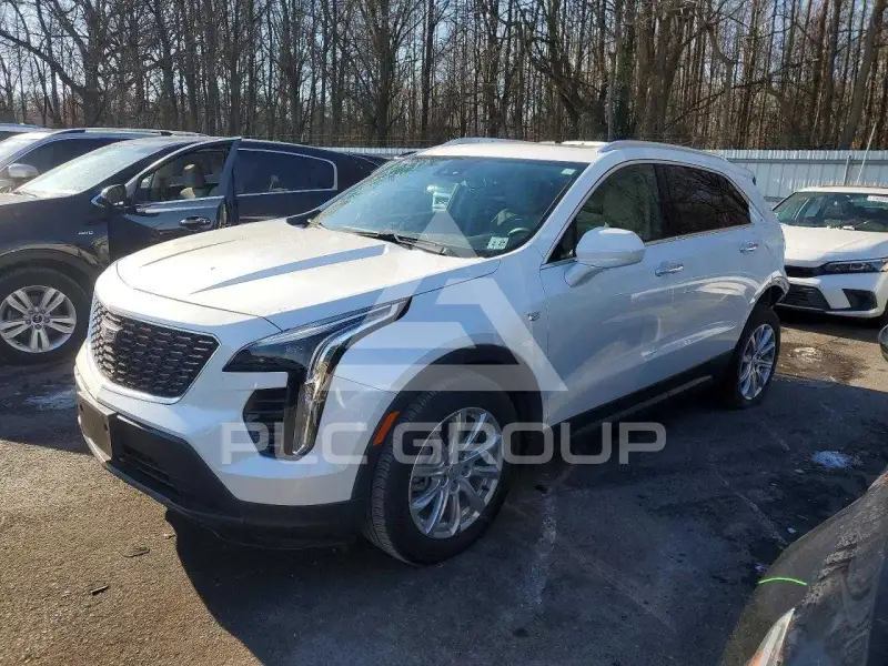 2022 Cadillac XT4 фото