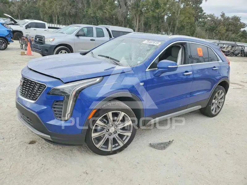 2022 Cadillac XT4 фото