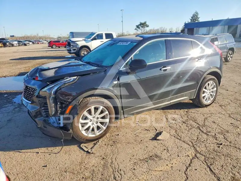 2022 Cadillac XT4 фото
