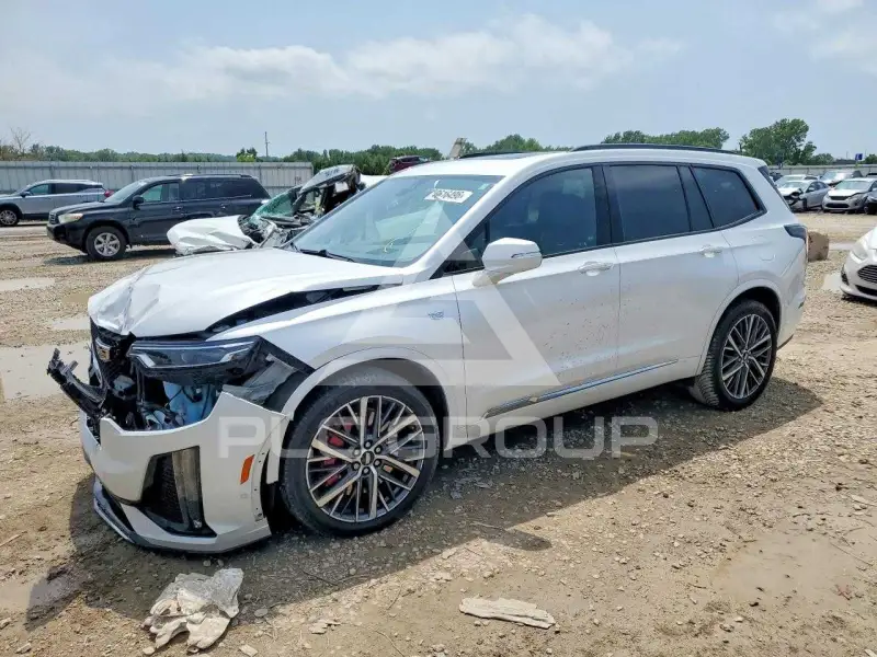 2022 Cadillac XT6 фото