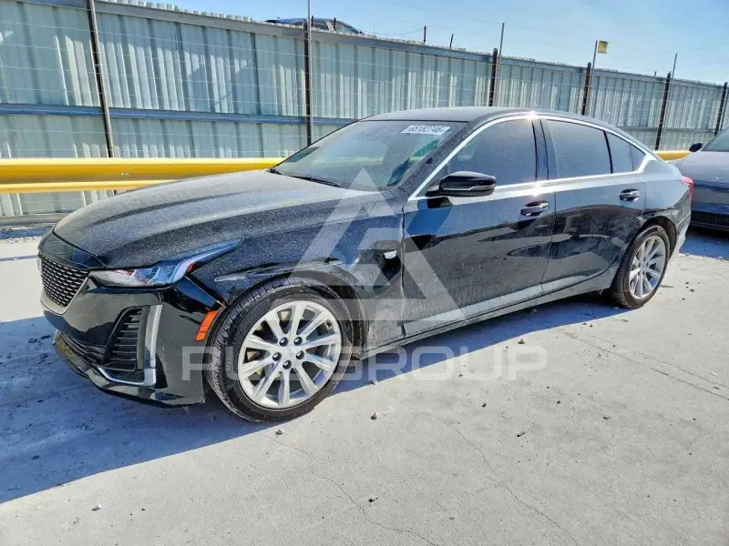2022 Cadillac CT5 фото