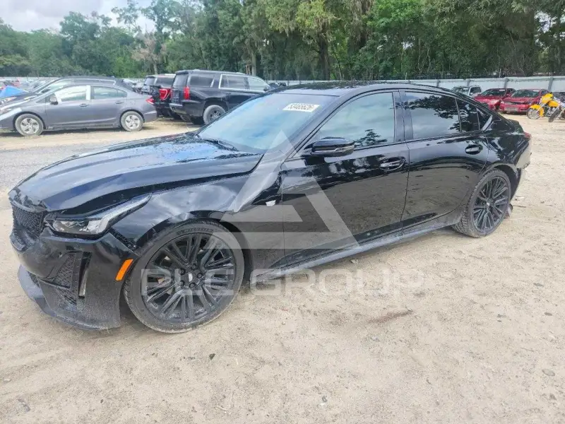 2022 Cadillac CT5 фото