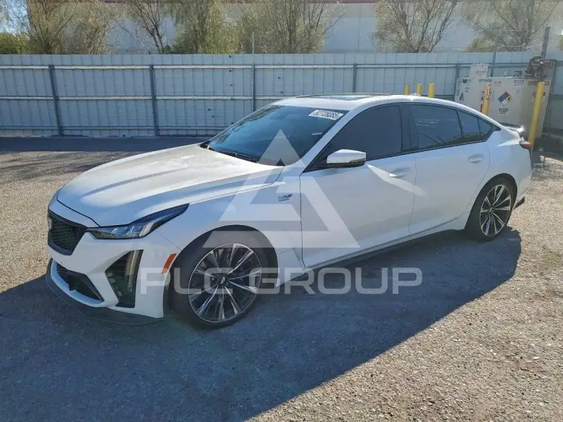 2022 Cadillac CT5 photo
