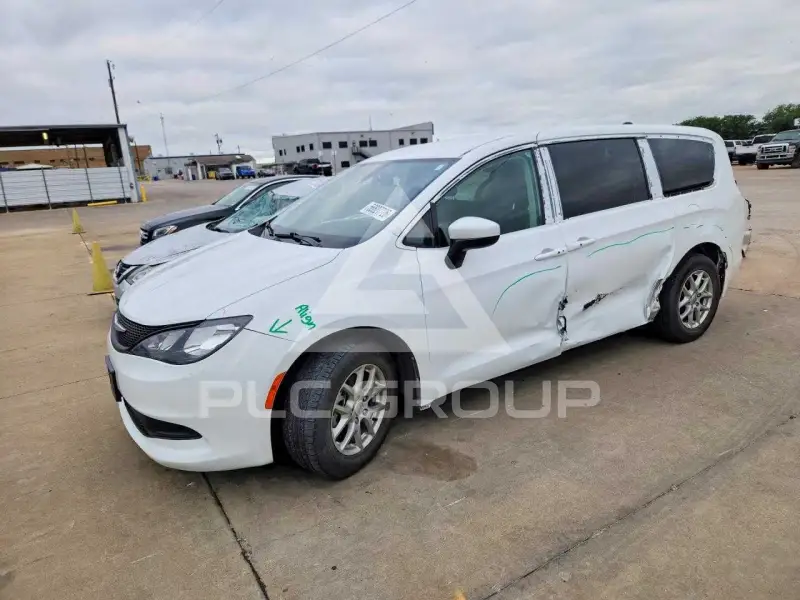 2022 Chrysler Pacifica photo