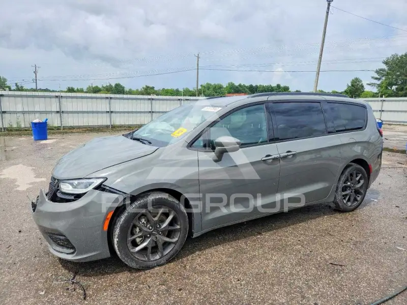 2022 Chrysler PACIFICA photo