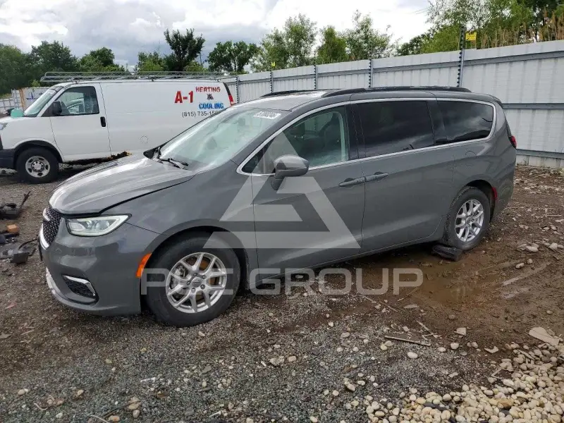 2022 Chrysler PACIFICA photo