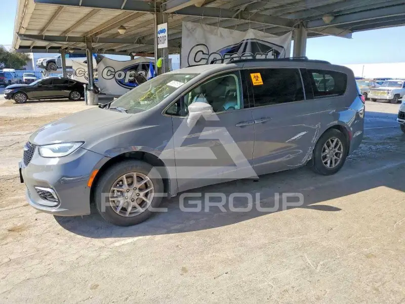 2022 Chrysler PACIFICA photo
