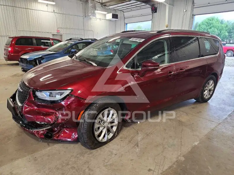 2022 Chrysler PACIFICA photo