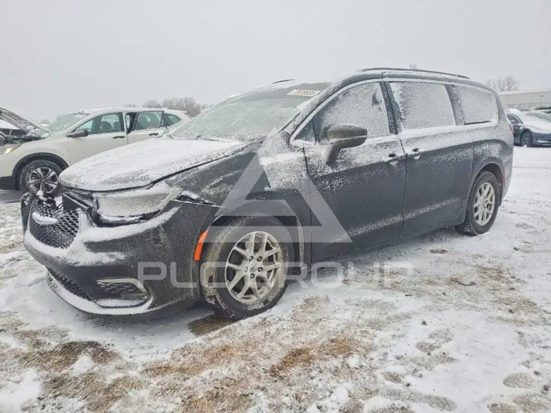 2022 Chrysler PACIFICA photo