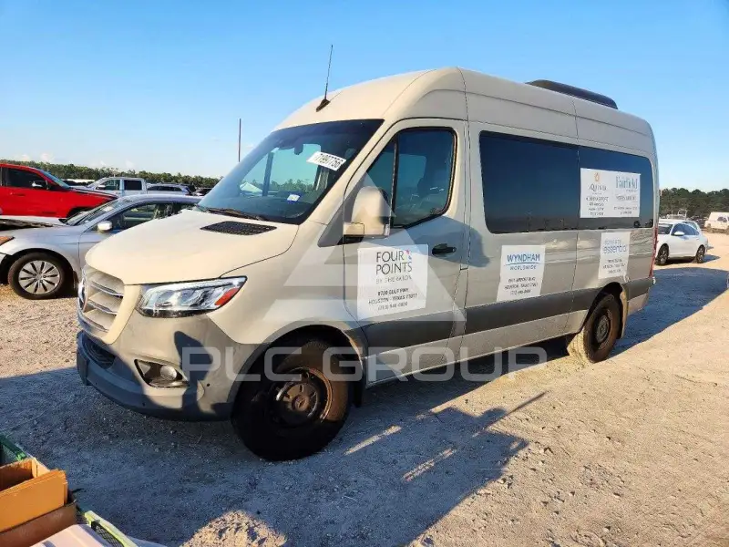 2022 Mercedes Benz Sprinter фото