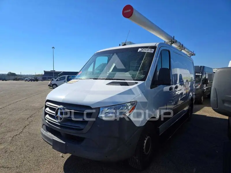 2022 Mercedes Benz Sprinter photo
