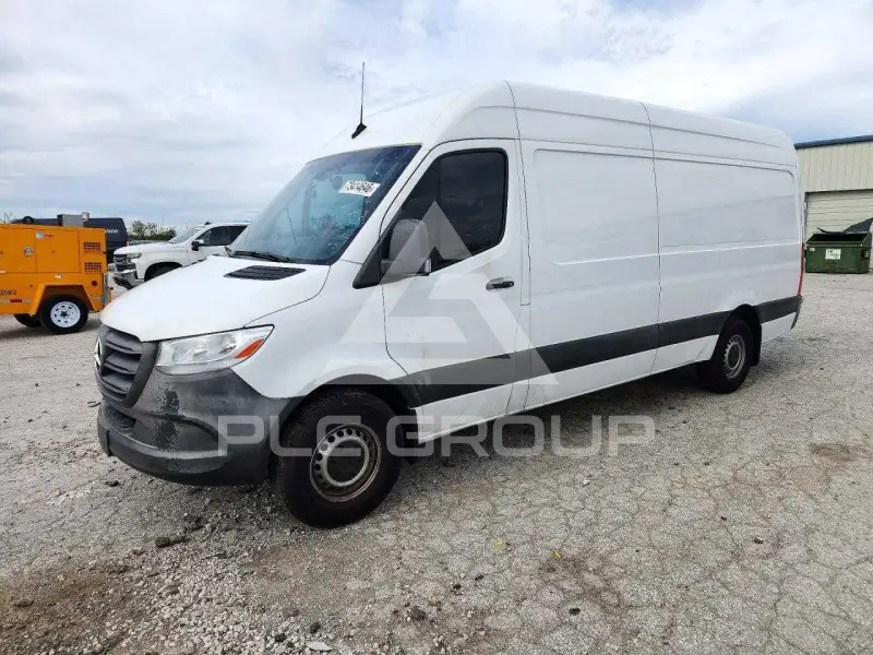 2022 Mercedes Benz Sprinter photo