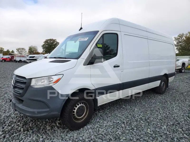 2022 Mercedes Benz Sprinter фото