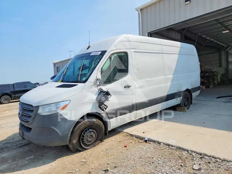 2022 Mercedes Benz Sprinter фото