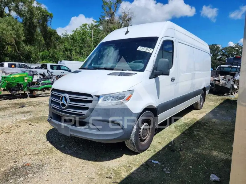 2022 Mercedes Benz Sprinter фото