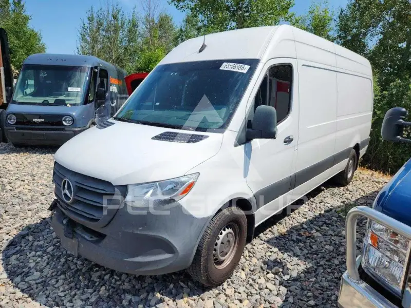 2022 Mercedes Benz Sprinter photo