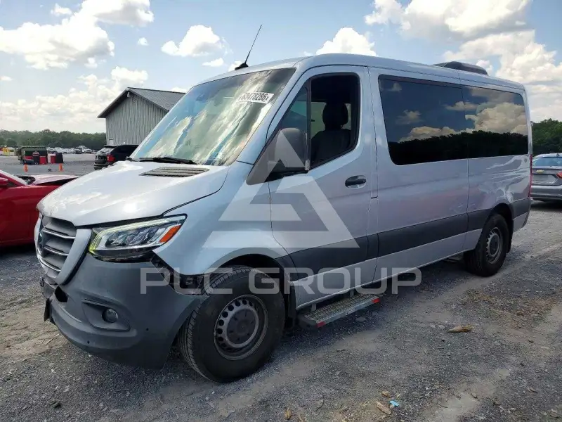 2022 Mercedes Benz Sprinter фото