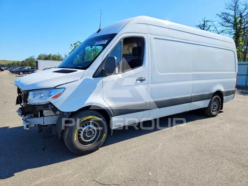 2022 Mercedes Benz Sprinter photo