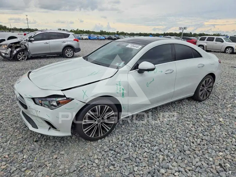 2022 Mercedes Benz CLA-Class фото