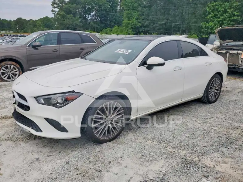 2022 Mercedes Benz CLA-Class фото