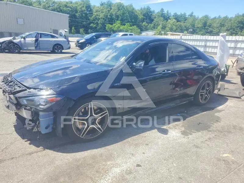 2022 Mercedes Benz CLA-Class фото